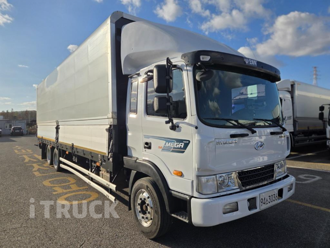 현대 메가트럭 280 후축 윙바디 4.5톤 수동 2