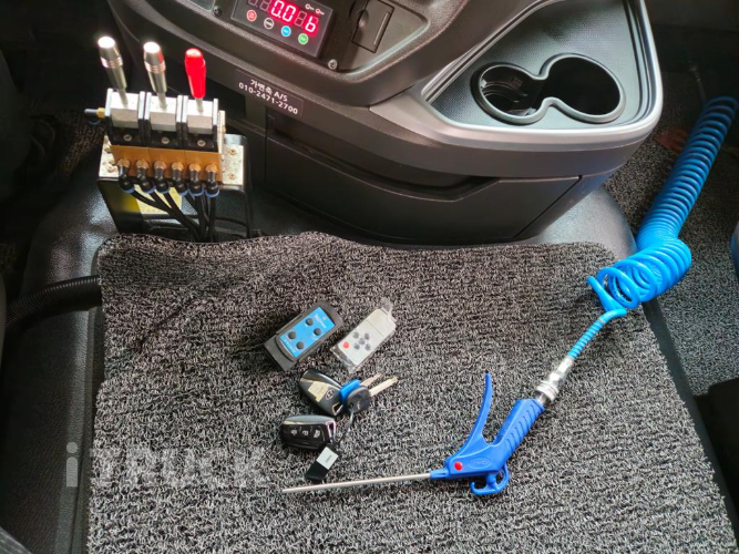 현대 트라고엑시언트 암롤 540 22톤 오토 앞축 15