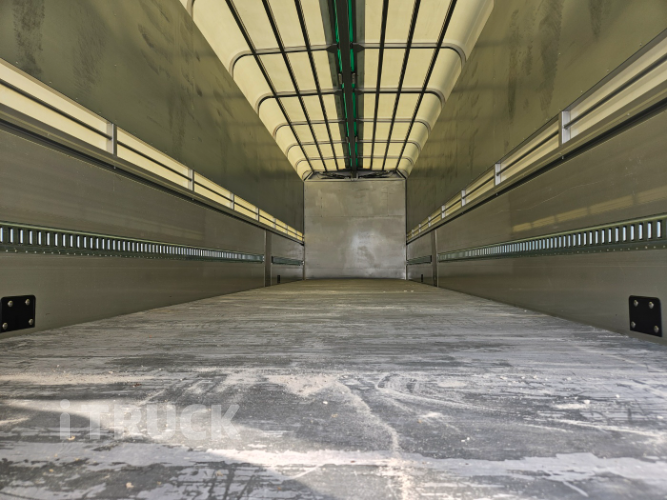 이베코 유로카고 570 후축 상승윙바디 25톤 오토 리타더 6