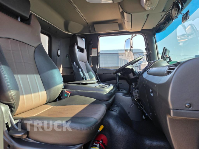 현대 메가트럭 단바리 익스하이탑 5톤 수동 18