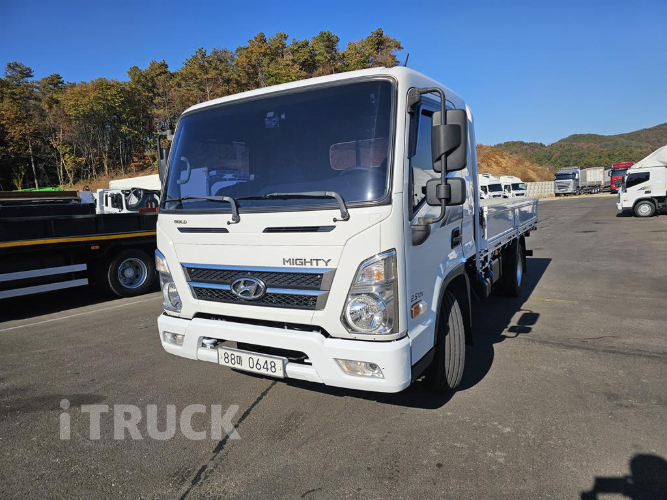 현대 올뉴마이티 2.5톤 카고 슈퍼캡 1