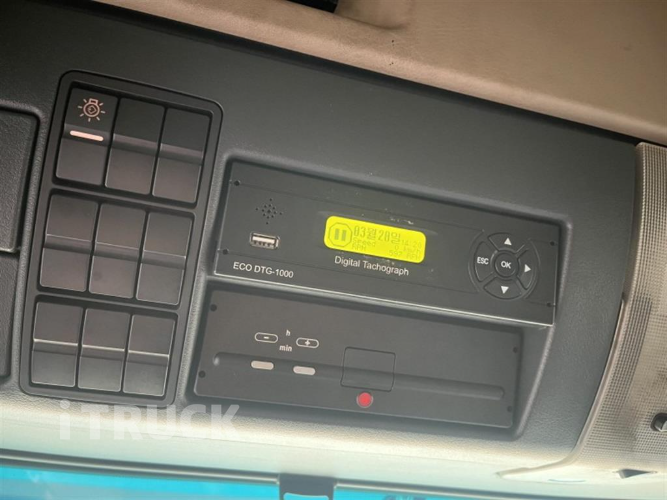 만 TGS 500 후축 컨테이너탑 21톤 세미오토 14