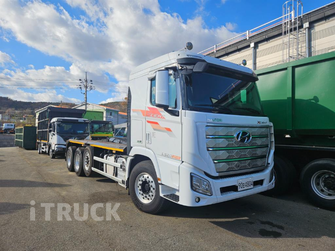 현대 엑시언트 암롤 24톤 수동 앞축 1