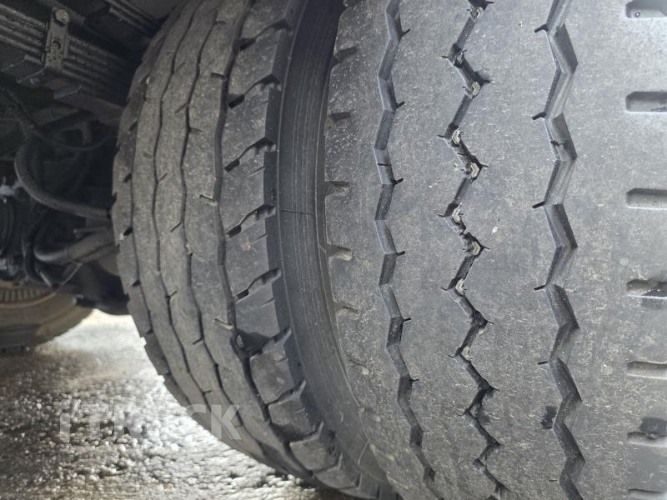 현대 메가트럭 260 단바리 카고 5톤 수동 15