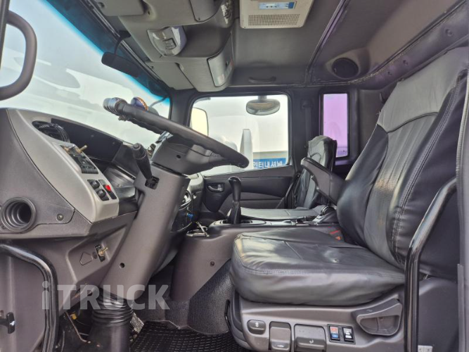 현대 메가트럭 280 앞축 카고 4.5톤 수동 14