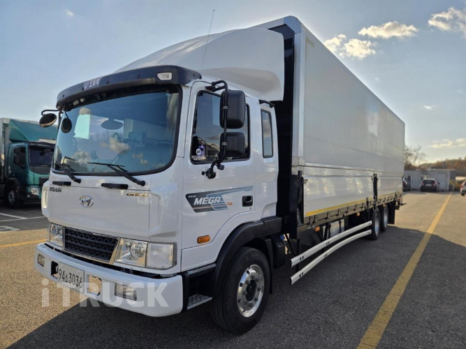 현대 메가트럭 280 후축 윙바디 4.5톤 수동 1