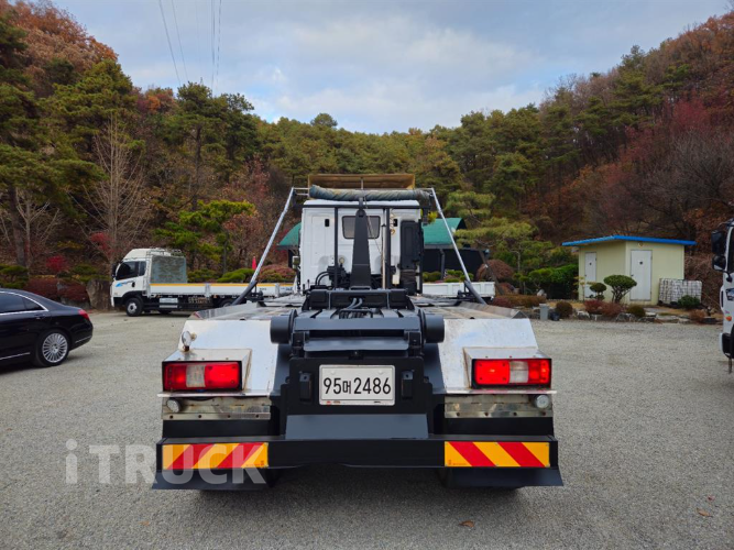 현대 트라고엑시언트 암롤 540 22톤 오토 앞축 7