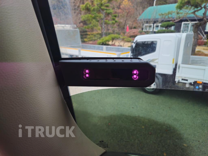 현대 트라고엑시언트 암롤 540 22톤 오토 앞축 16