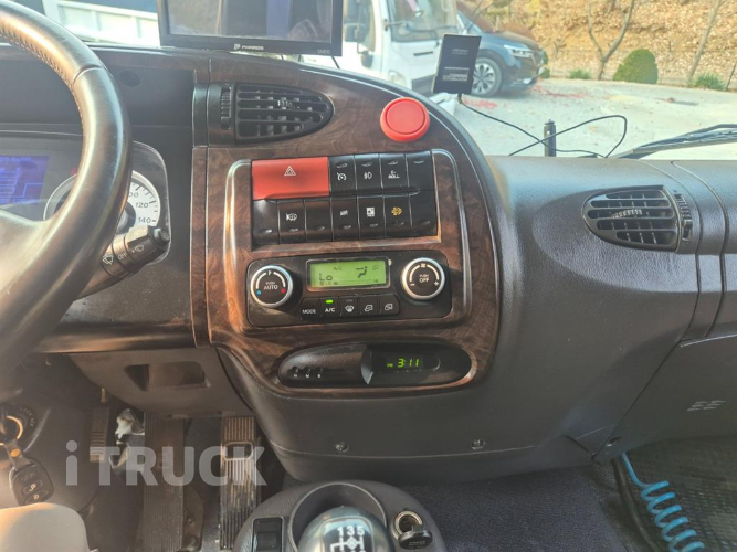 현대 메가트럭 280 단바리 윙바디 5톤 수동 16