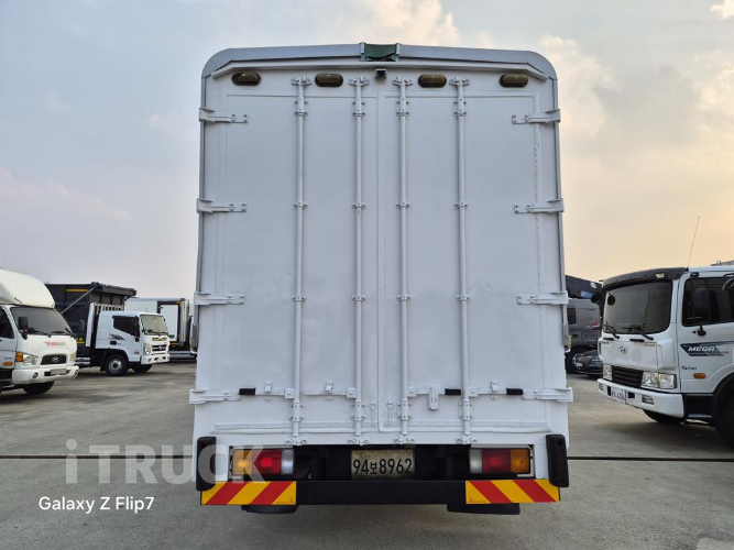 현대 메가트럭 250 단바리 윙바디 4.5톤 수동 4