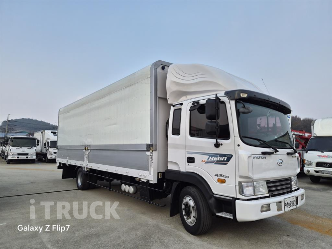 현대 메가트럭 250 단바리 윙바디 4.5톤 수동 1