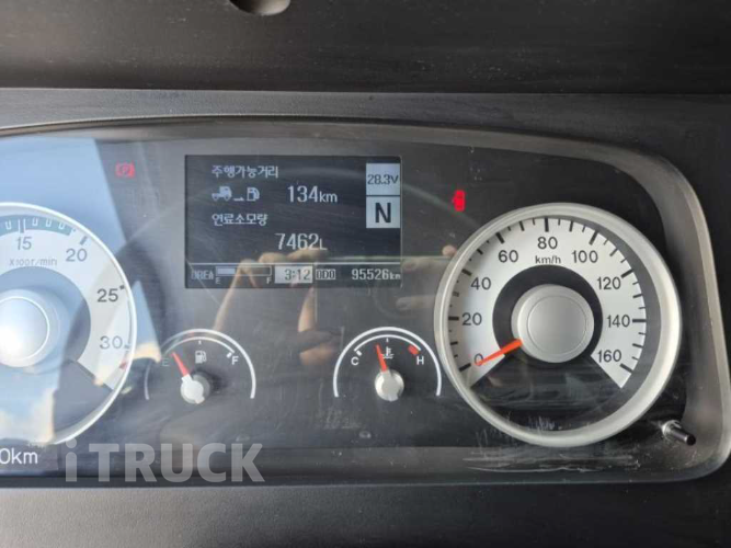 현대 메가트럭 280 단바리 윙바디 5톤 오토 11