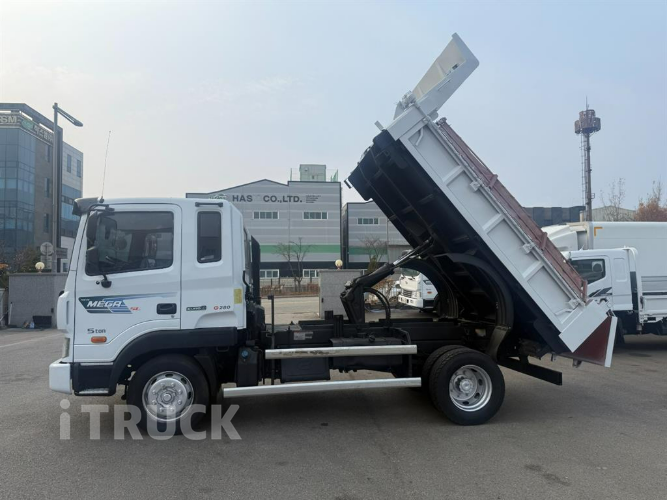 현대 메가트럭 화물덤프 5톤 11