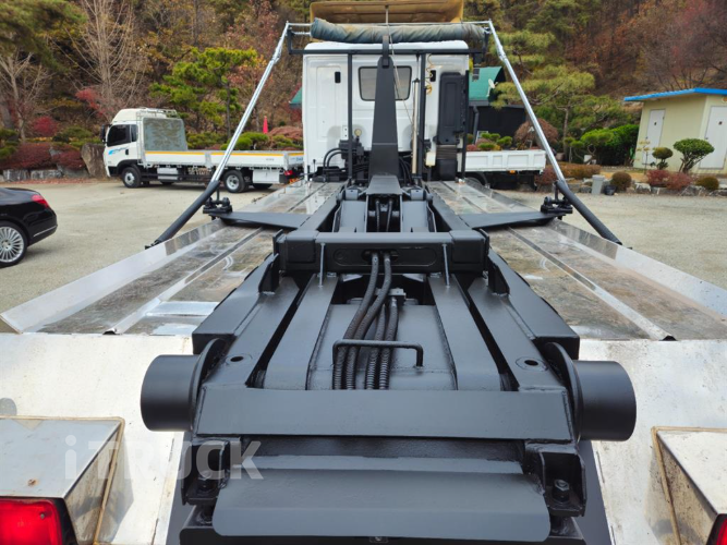 현대 엑시언트 암롤 540 22톤 오토 앞축 8