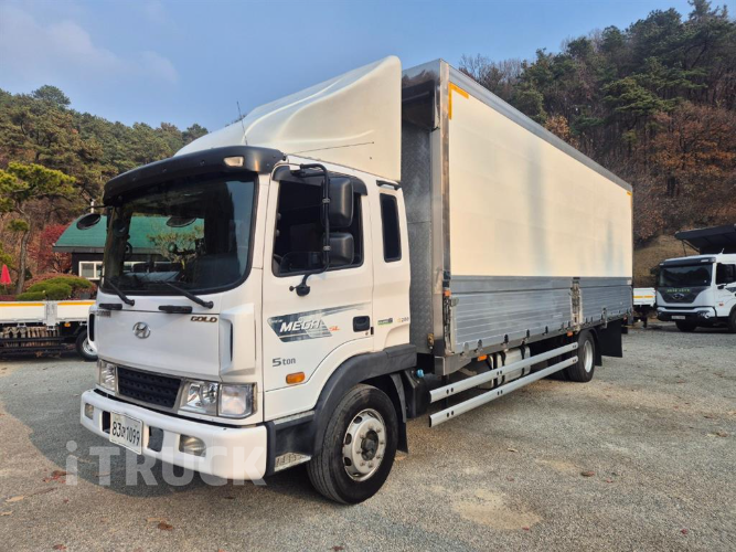 현대 메가트럭 280 단바리 윙바디 5톤 수동