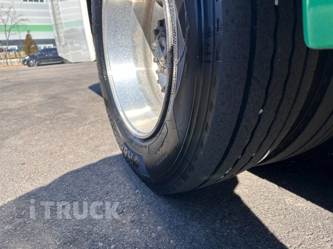 현대 버스 34인승 12