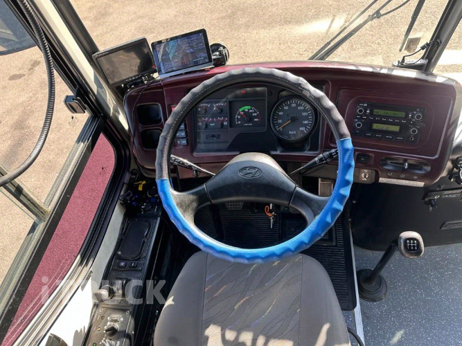 현대 버스 34인승 8