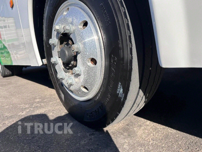 현대 버스 34인승 13