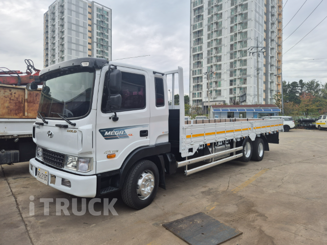 현대 메가트럭 280 앞축 카고 4.5톤 수동 2
