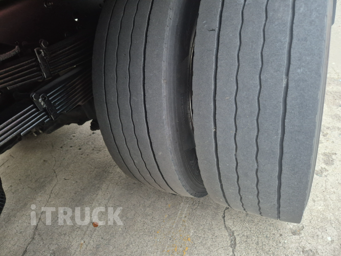 현대 메가트럭 280 앞축 카고 4.5톤 수동 6