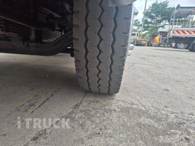 현대 메가트럭 280 앞축 카고 4.5톤 수동 7