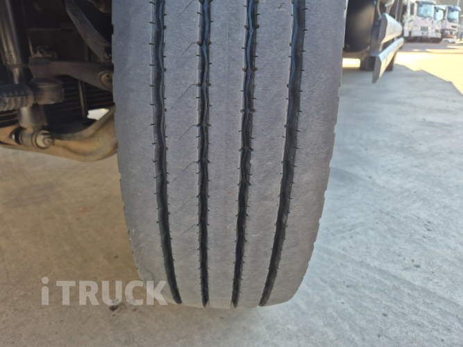 현대 메가트럭 280 후축 카고 4.5톤 수동 7