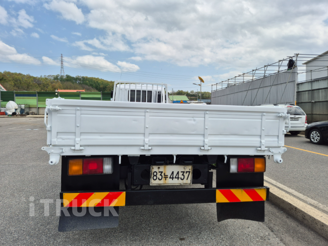 현대 메가트럭 280 앞축 카고 8.5톤 수동 4