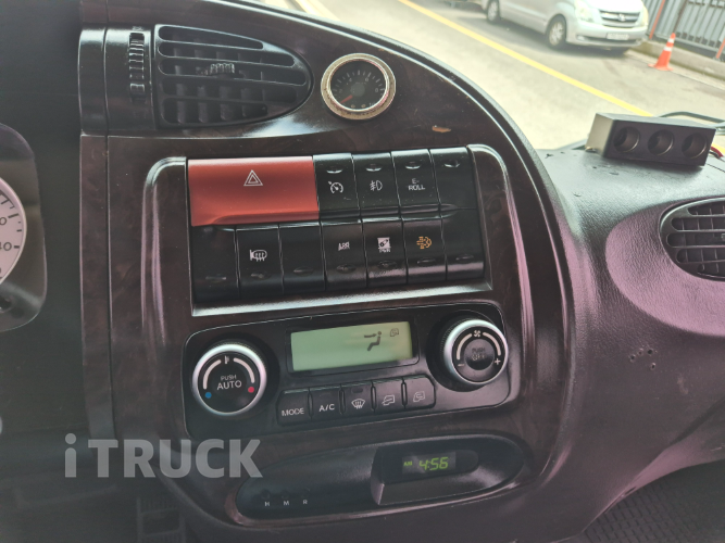 현대 메가트럭 280 앞축 카고 8.5톤 수동 11