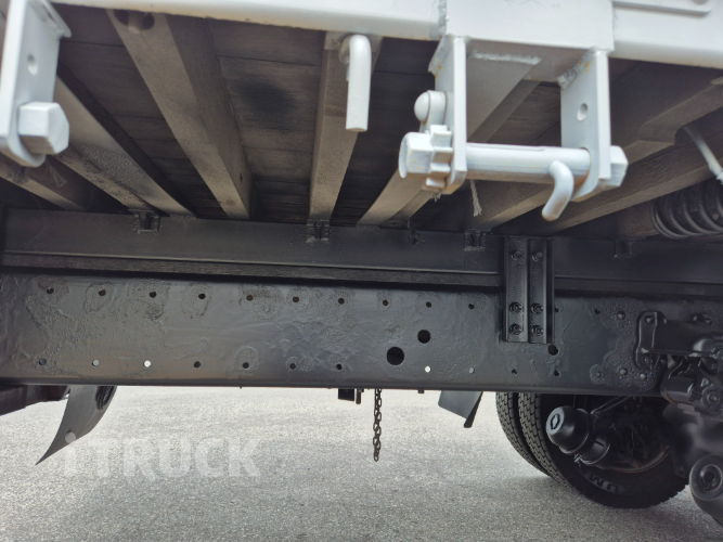 현대 메가트럭 280 앞축 카고 8.5톤 수동 6