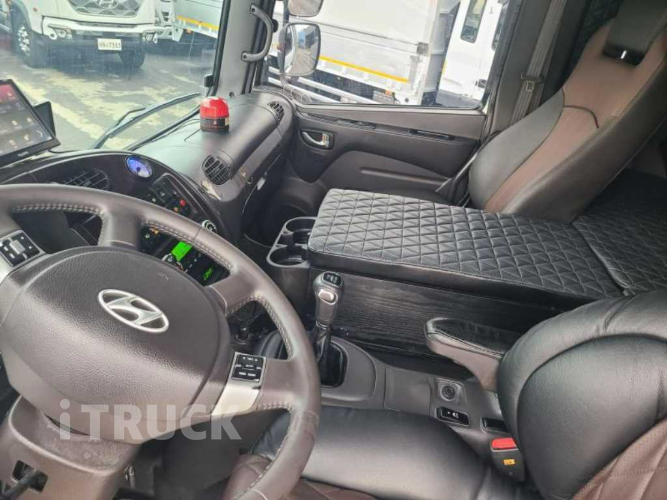 현대 메가트럭 280 후축 윙바디 5톤 수동 17