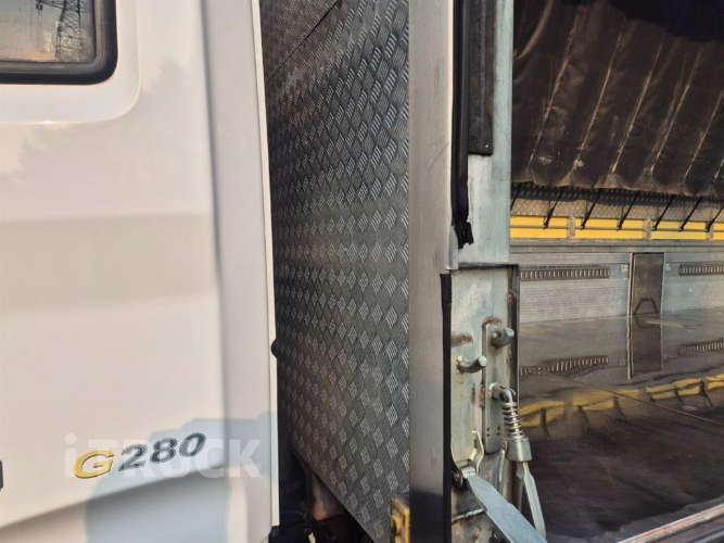 현대 메가트럭 280 단바리 윙바디 5톤 수동 9