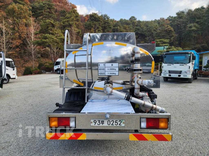 현대 살수차 올뉴마이티 스텐탱크 4,000L 수동 5