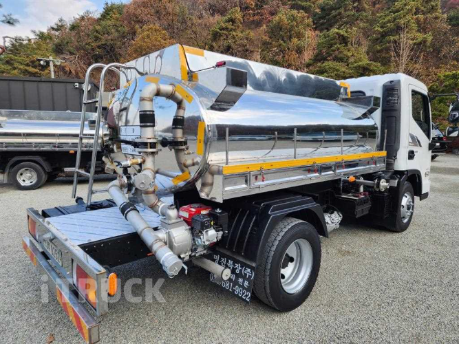 현대 살수차 올뉴마이티 스텐탱크 4,000L 수동 3