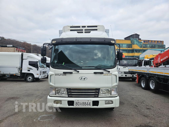 현대 메가트럭 250 단바리 냉동탑 4.5톤 수동 3