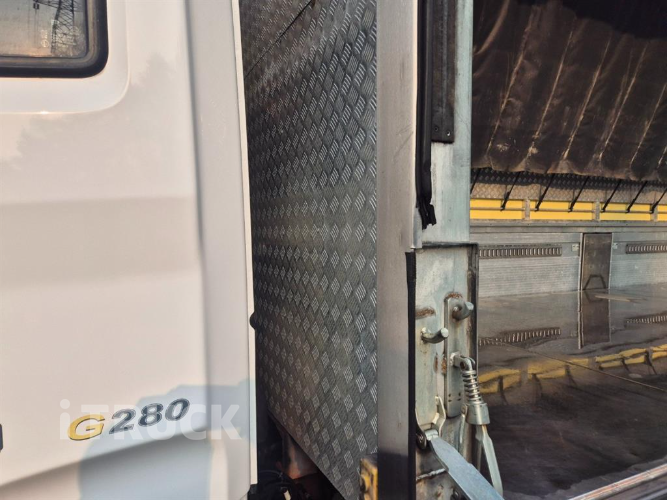 현대 메가트럭 280 단바리 윙바디 5톤 수동 9