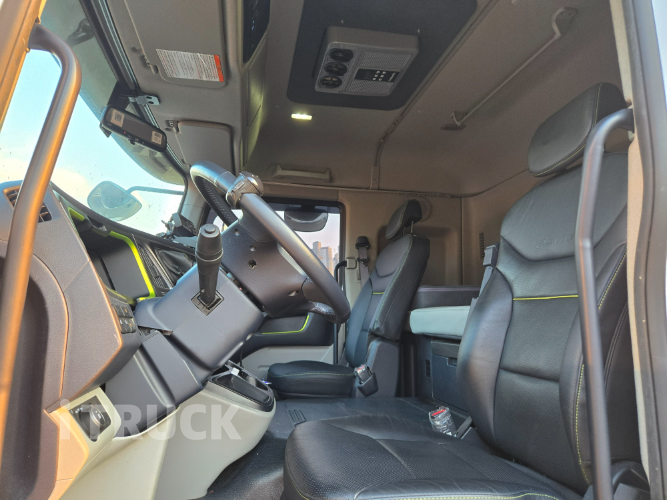 현대 파비스 325 후축 냉동 컨테이너탑 13톤 오토 9