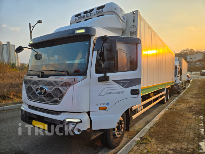 현대 파비스 325 후축 냉동 컨테이너탑 13톤 오토