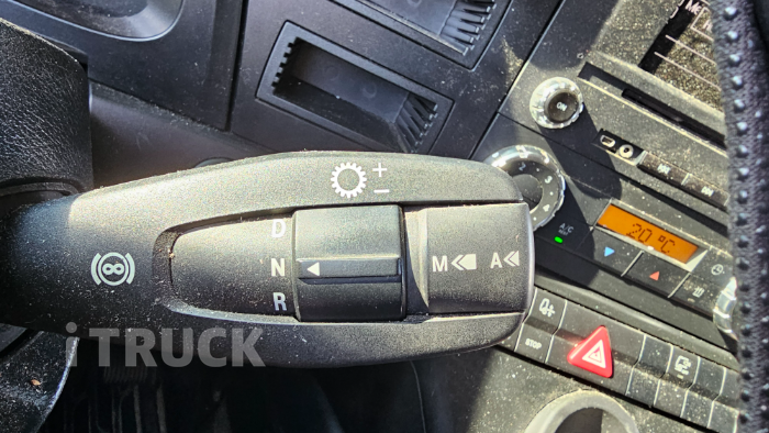 벤츠 아록스 299 후축 윙바디 10.5톤 오토 리타더 13