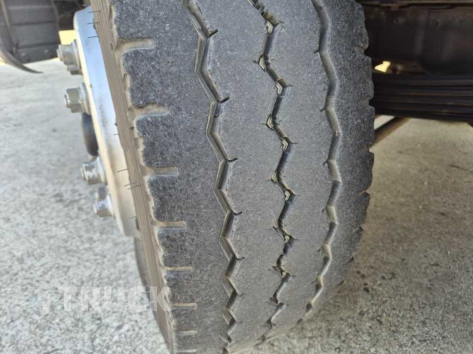 현대 메가트럭 280 앞축 카고 4.5톤 수동 14