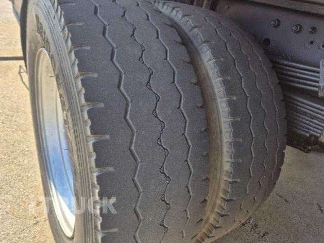 현대 메가트럭 280 앞축 카고 4.5톤 수동 16