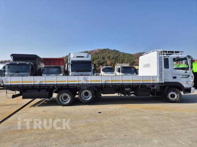 현대 메가트럭 280 앞축 카고 4.5톤 수동 6