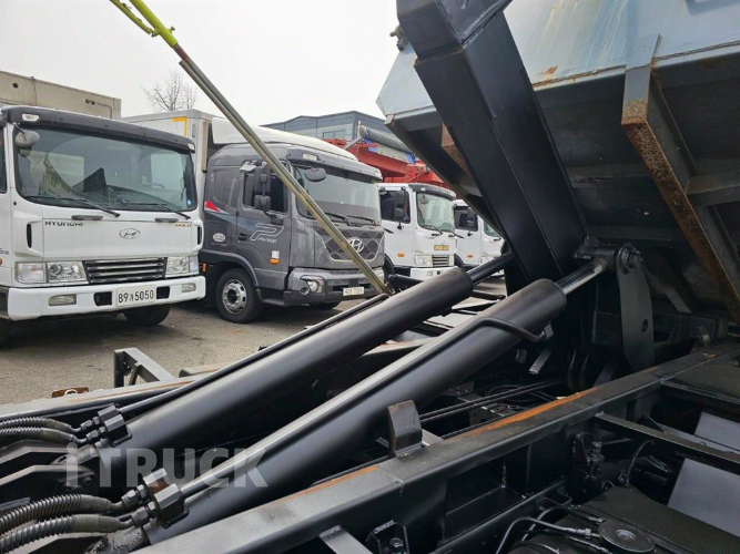 현대 메가트럭 암롤 280 5톤 수동 단바리 10