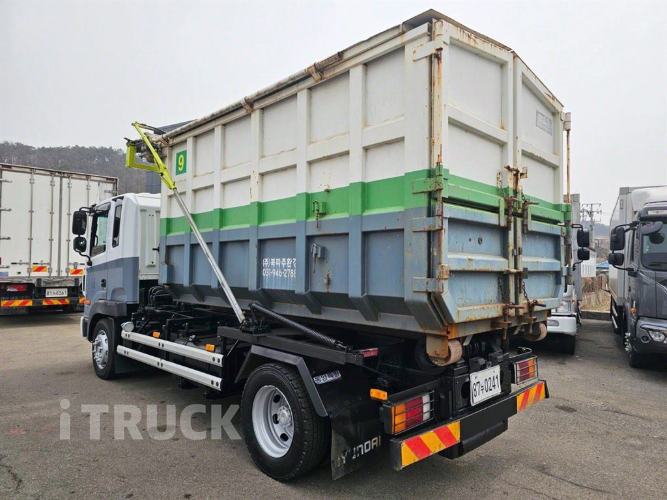 현대 메가트럭 암롤 280 5톤 수동 단바리 5