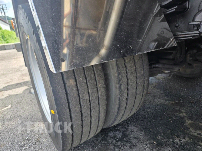 현대 살수차 메가트럭 스텐탱크 7,800L 수동 19