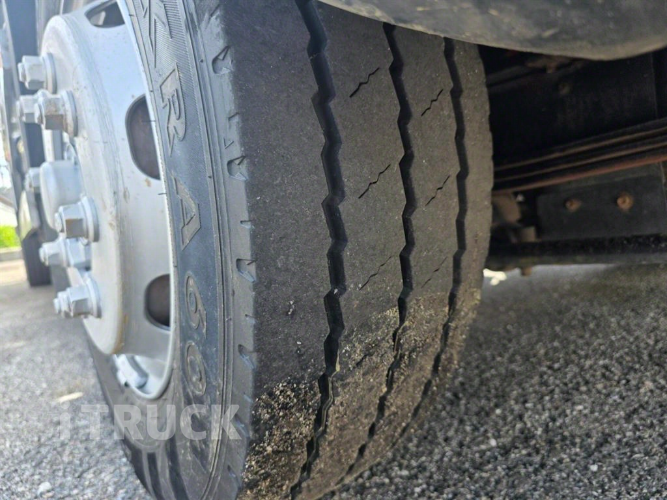 현대 살수차 메가트럭 스텐탱크 7,800L 수동 16