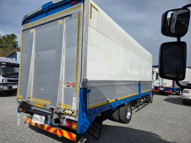 현대 메가트럭 270 단바리 윙바디 4.5톤 수동 5