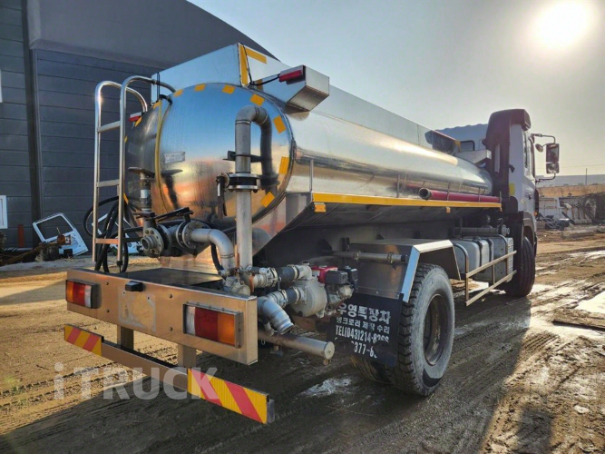 현대 살수차 트라고 스텐탱크 8,000L 수동 6