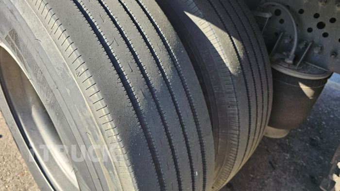 벤츠 아록스 299 후축 윙바디 10.5톤 오토 리타더 9