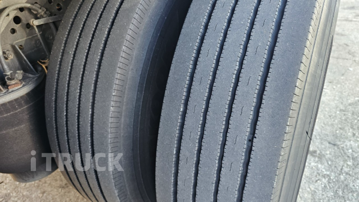 벤츠 아록스 299 후축 윙바디 10.5톤 오토 리타더 10