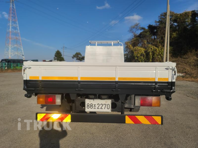 현대 메가트럭 280 단바리 카고 5톤 수동 5